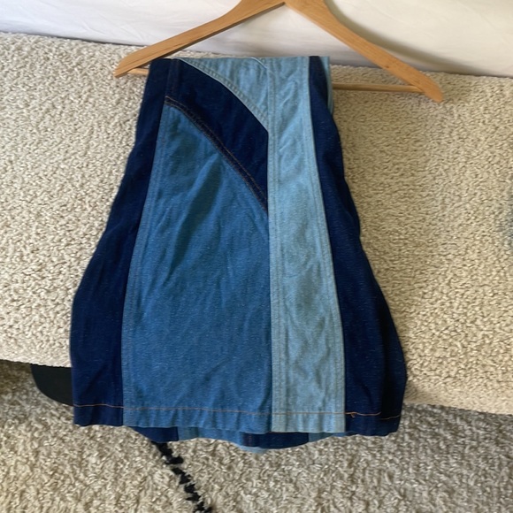 CU Red Hot Denim - Picture 3 of 4